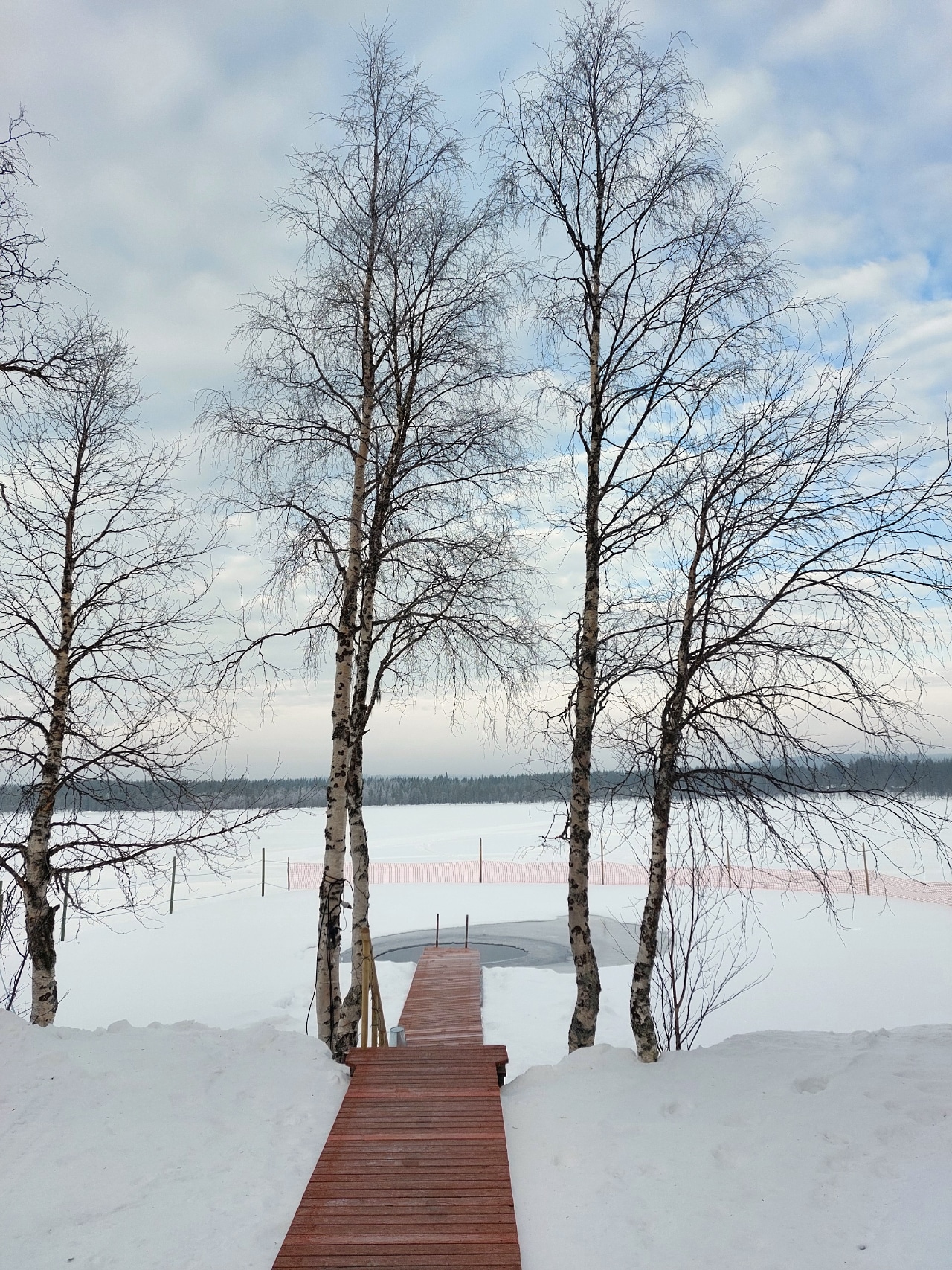 Avanto päivällä.